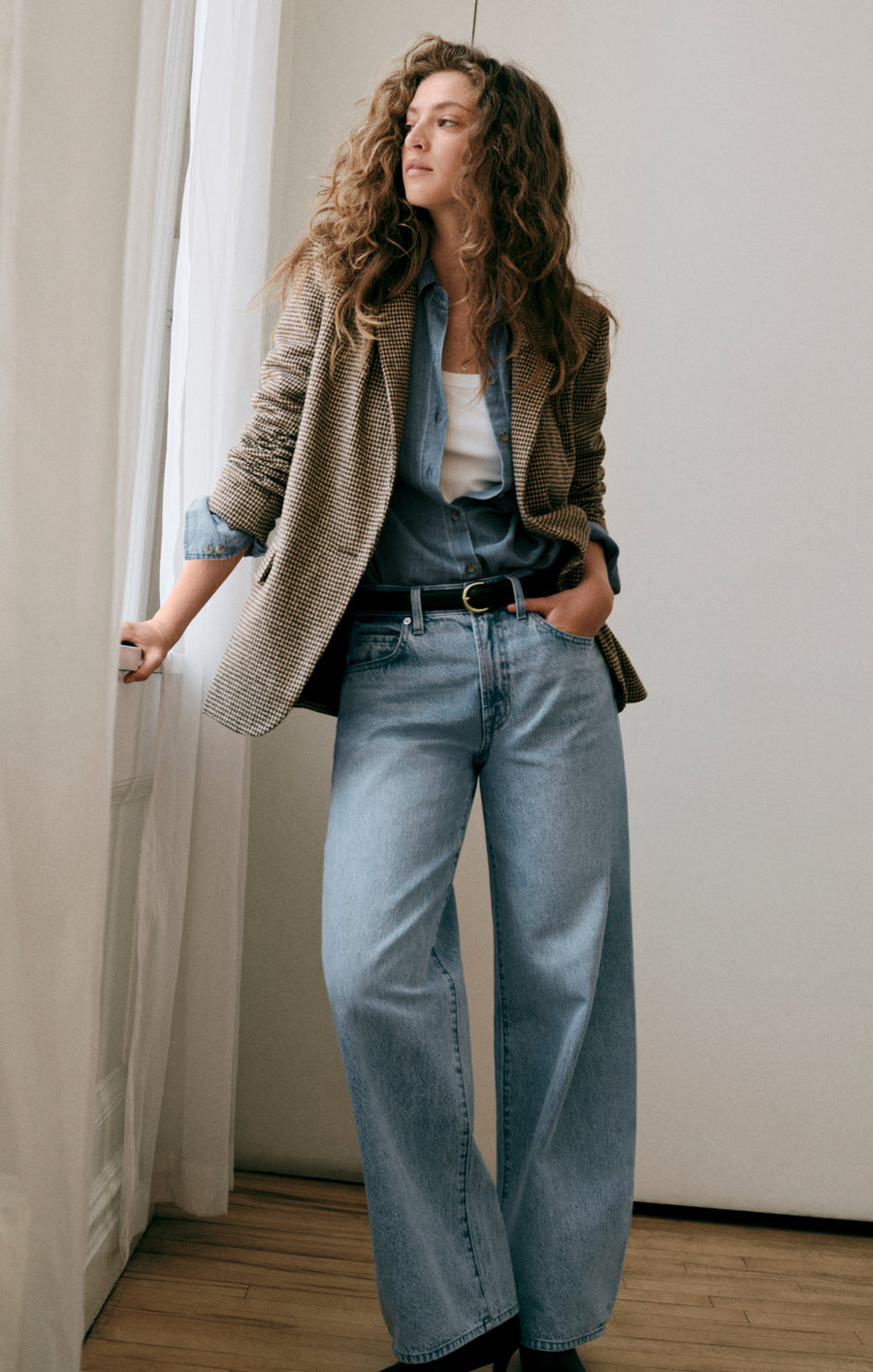 Savelo The Show Off High-Rise Bowed Denim