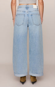 Savelo The Show Off High-Rise Bowed Denim