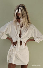 Savelo The Signature Linen Top