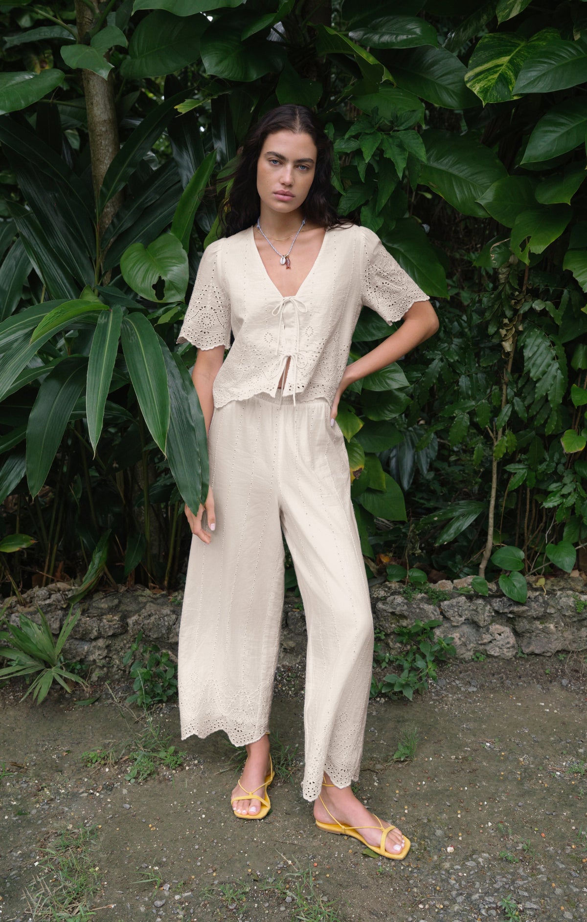 Savelo Sea Esta Embroidered Pant