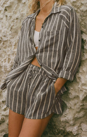 Savelo The Perfect Linen Striped Short