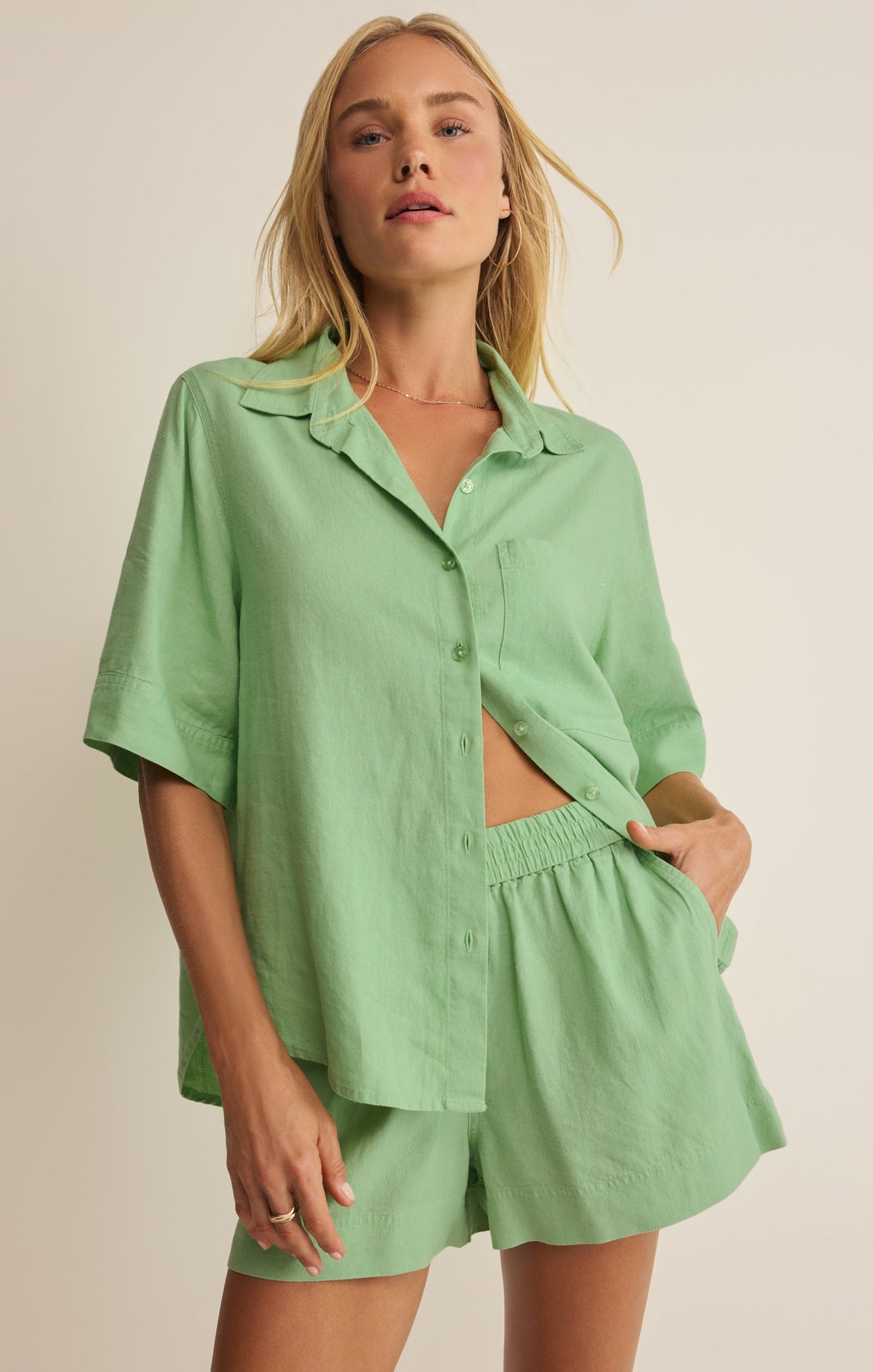 Savelo Expedition Linen Button Up