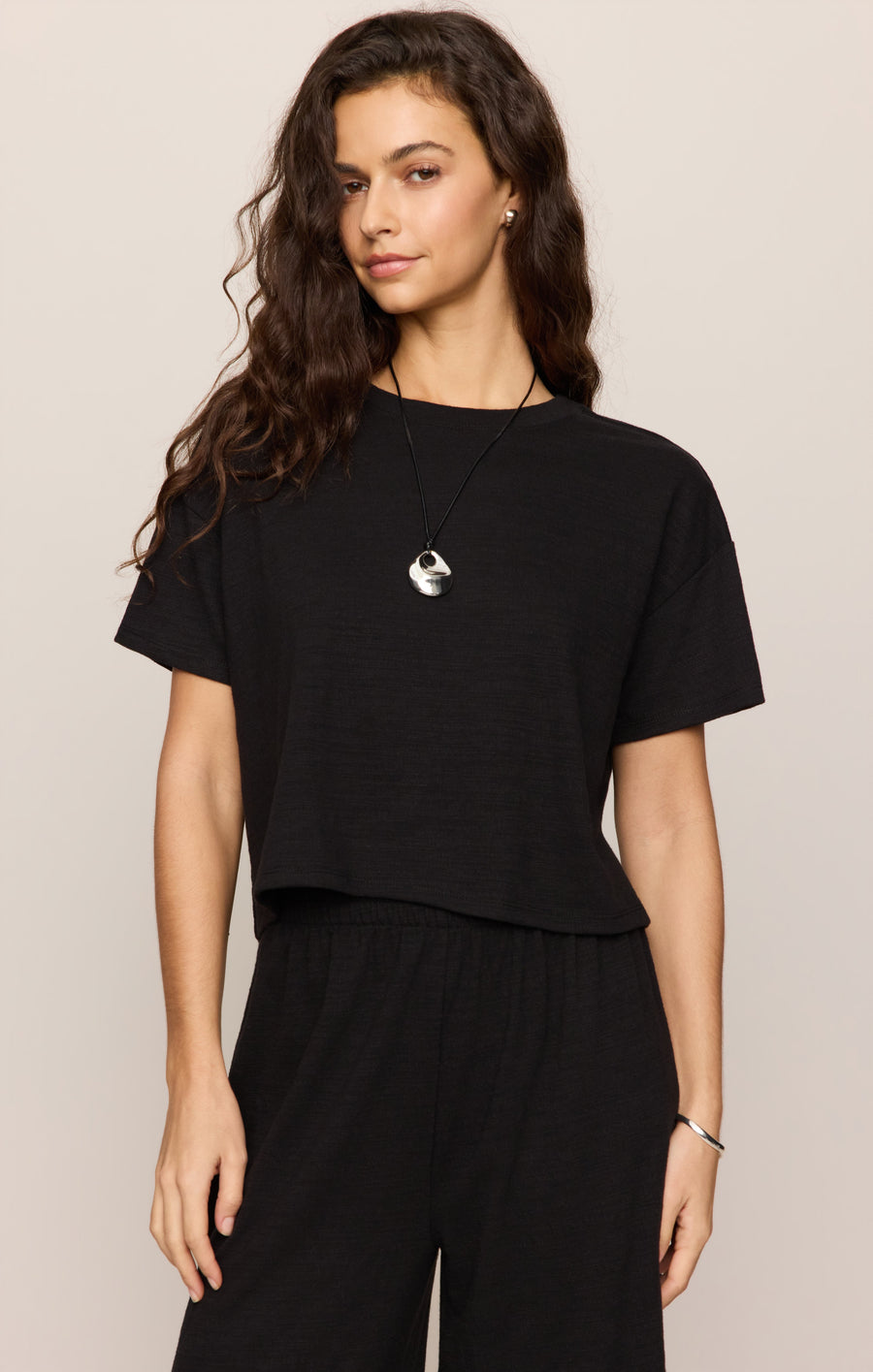 Savelo Sway Textured Cropped Tee