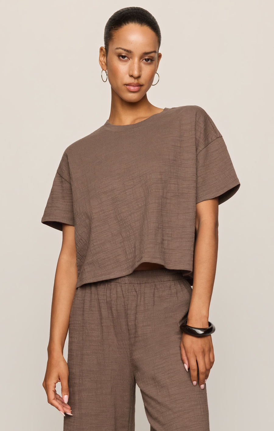 Savelo Sway Textured Cropped Tee
