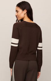 Savelo Nineties Stand In Sweater