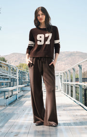 Savelo Nineties Stand In Sweater